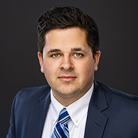 Matthew L. Roth – Cedar Rapids Litigation Attorney - 200.jpg